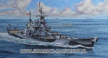 Revell Battleship U.S.S. Missouri - WWII