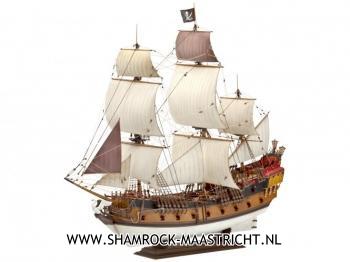 Revell PIRATE SHIP 1/72