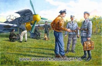 Icm German Luftwaffe Ground Personnel 1939-1945