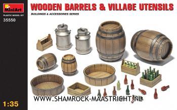 Miniart Wooden barrels and village utensils
