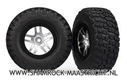 Traxxas  Tires & wheels, assembled, glued (SCT Split-Spoke satin chrome, black beadlock style wheels, dual profile (2.2