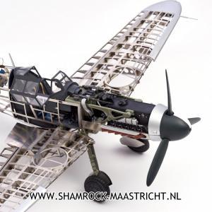 Artesania Latina Metal & Plastic Model: Messerschmitt Bf109G Aircraft 1/16