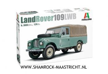 Italeri Land Rover 109 LWB 1/24